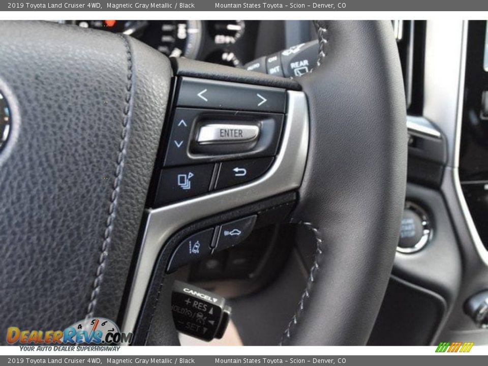 2019 Toyota Land Cruiser 4WD Steering Wheel Photo #33