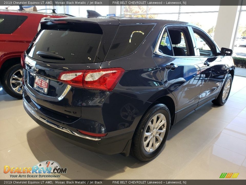 2019 Chevrolet Equinox LT AWD Mosaic Black Metallic / Jet Black Photo #4