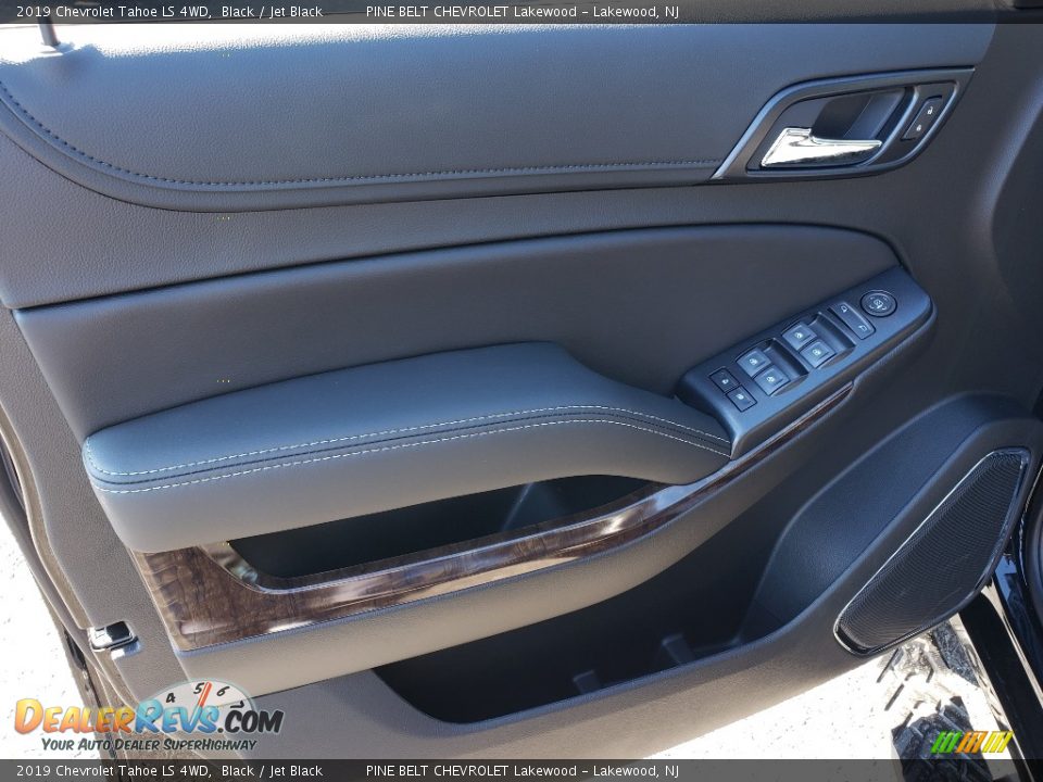 2019 Chevrolet Tahoe LS 4WD Black / Jet Black Photo #8