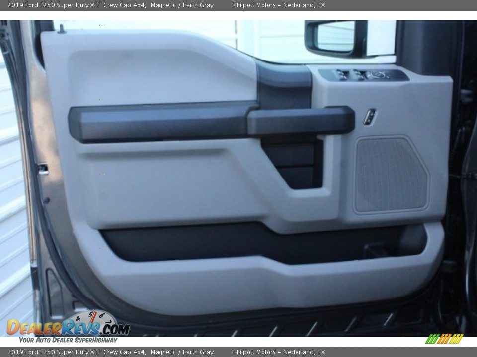 2019 Ford F250 Super Duty XLT Crew Cab 4x4 Magnetic / Earth Gray Photo #12