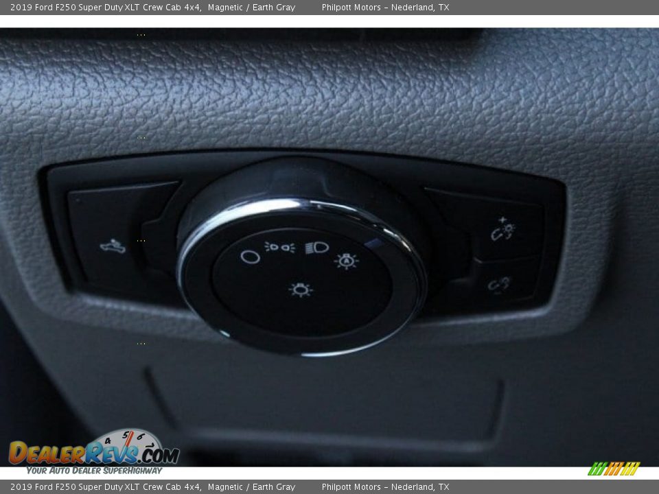 2019 Ford F250 Super Duty XLT Crew Cab 4x4 Magnetic / Earth Gray Photo #20