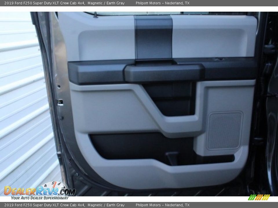 2019 Ford F250 Super Duty XLT Crew Cab 4x4 Magnetic / Earth Gray Photo #21