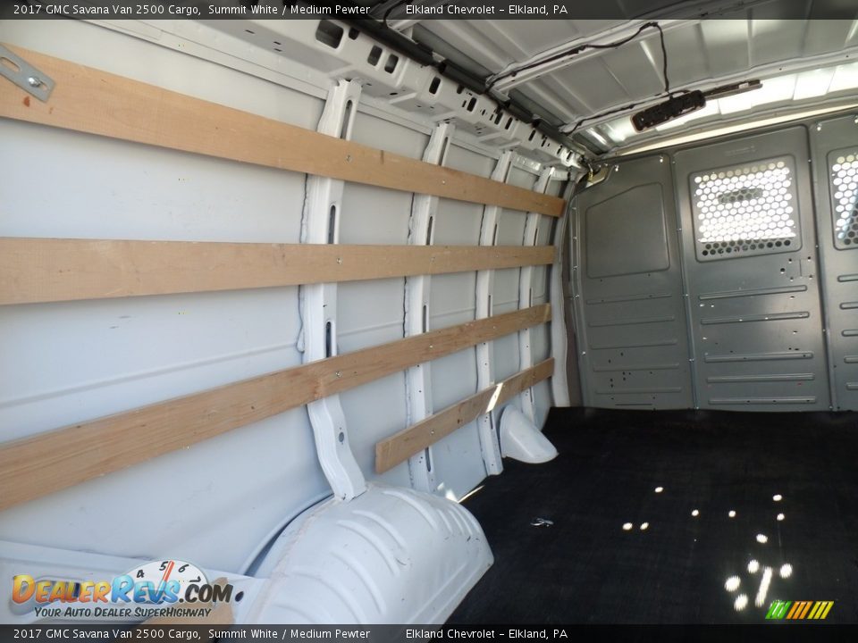 2017 GMC Savana Van 2500 Cargo Summit White / Medium Pewter Photo #13