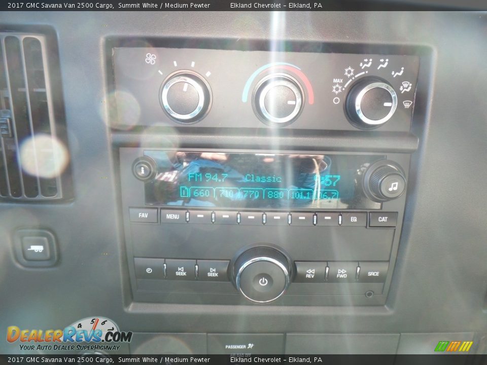 2017 GMC Savana Van 2500 Cargo Summit White / Medium Pewter Photo #26