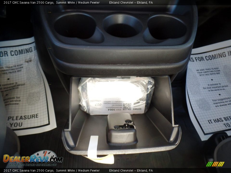 2017 GMC Savana Van 2500 Cargo Summit White / Medium Pewter Photo #29