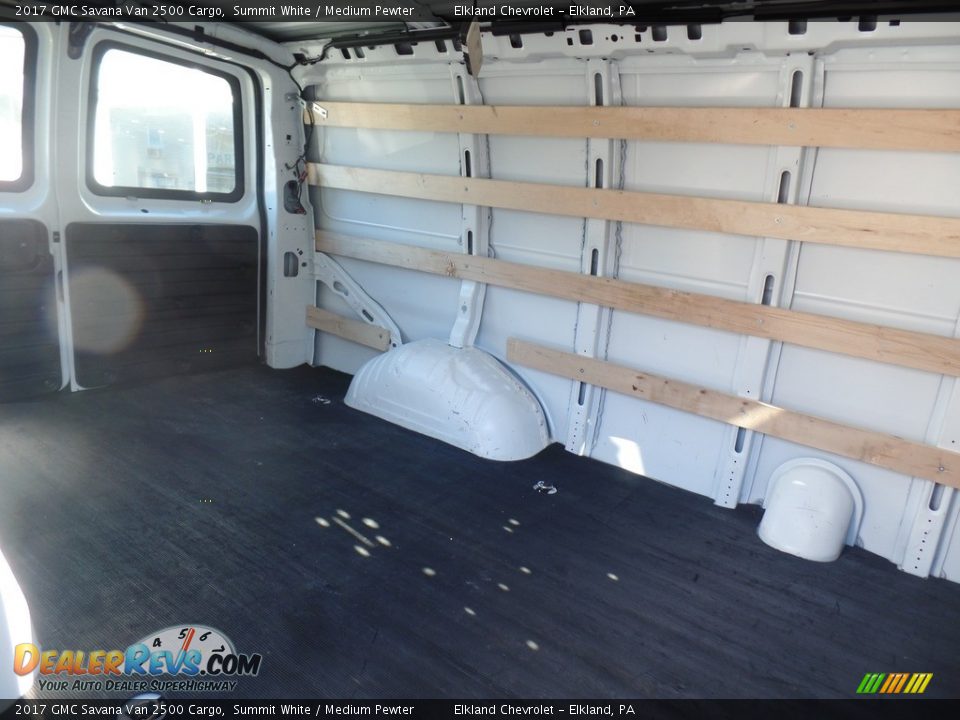 2017 GMC Savana Van 2500 Cargo Summit White / Medium Pewter Photo #31