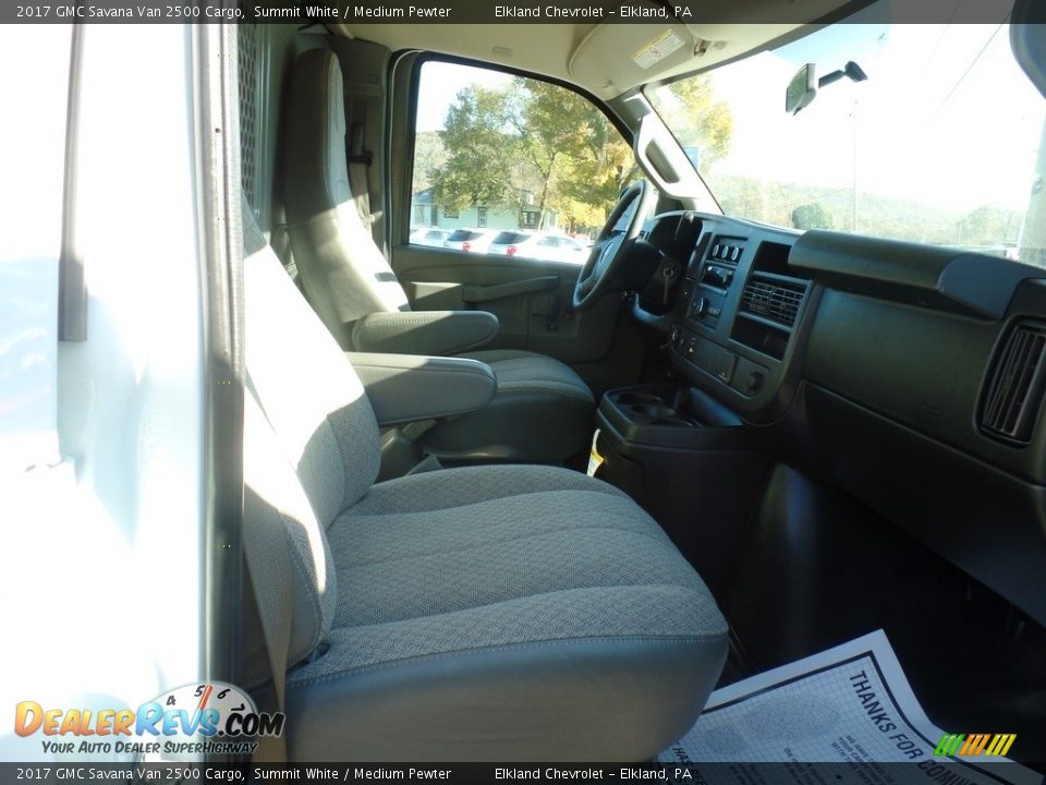2017 GMC Savana Van 2500 Cargo Summit White / Medium Pewter Photo #33