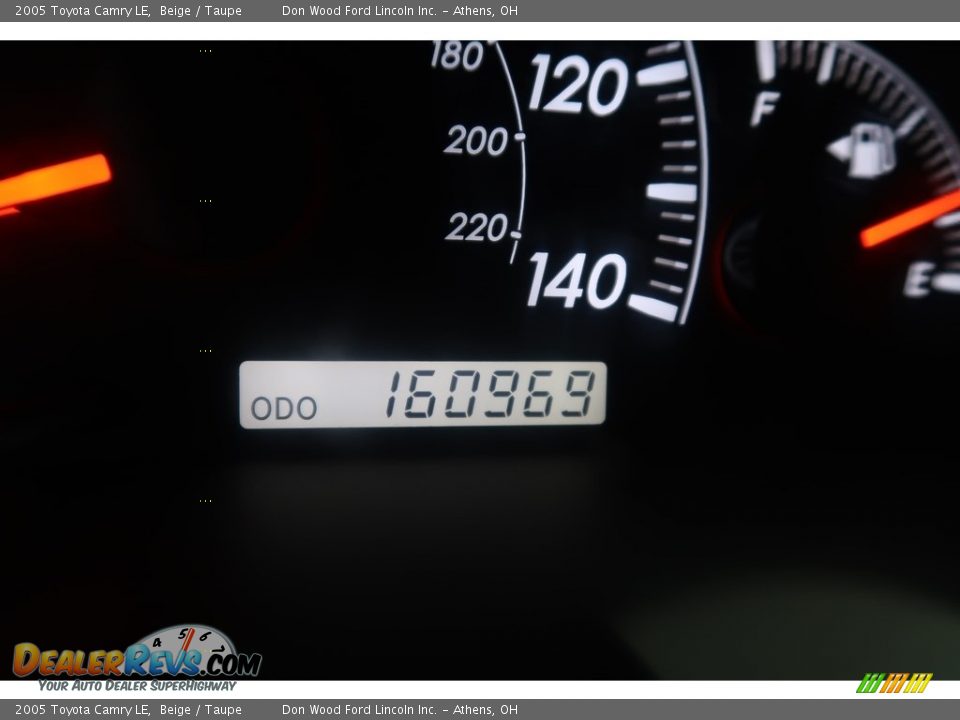 2005 Toyota Camry LE Beige / Taupe Photo #22