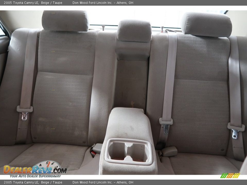 2005 Toyota Camry LE Beige / Taupe Photo #25