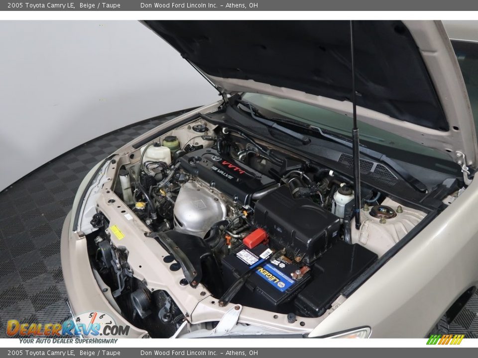 2005 Toyota Camry LE Beige / Taupe Photo #35