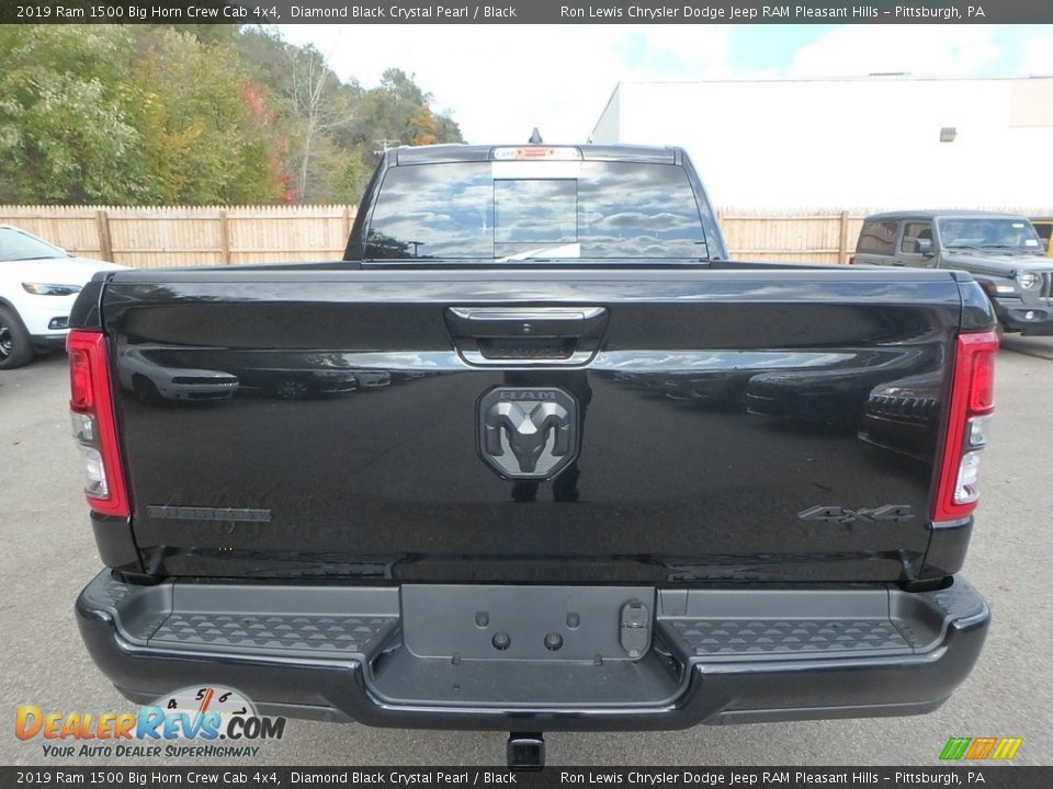 2019 Ram 1500 Big Horn Crew Cab 4x4 Diamond Black Crystal Pearl / Black Photo #4