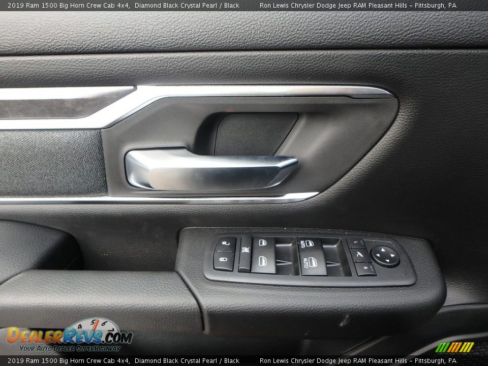 2019 Ram 1500 Big Horn Crew Cab 4x4 Diamond Black Crystal Pearl / Black Photo #13