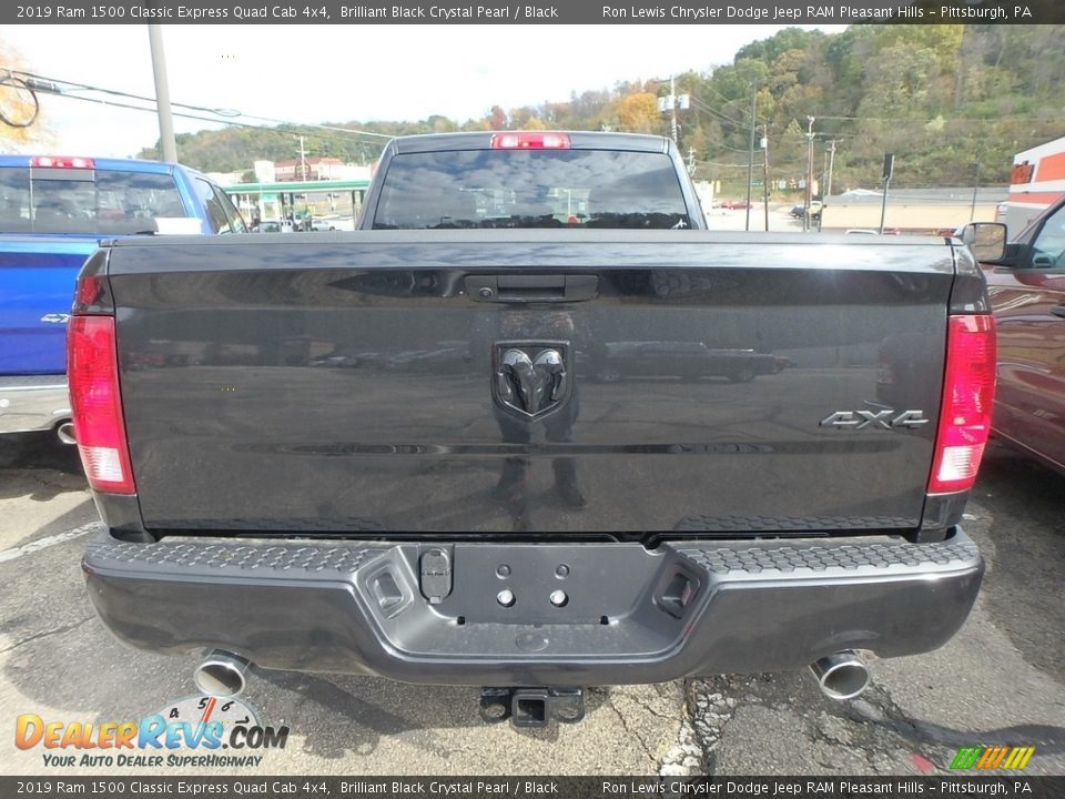 2019 Ram 1500 Classic Express Quad Cab 4x4 Brilliant Black Crystal Pearl / Black Photo #4