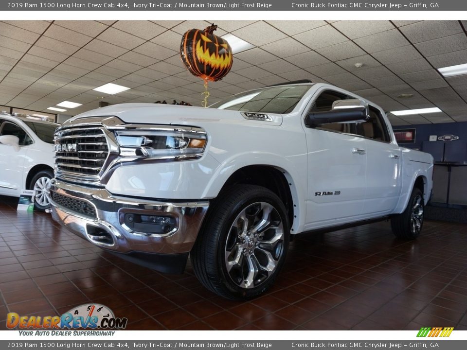 2019 Ram 1500 Long Horn Crew Cab 4x4 Ivory Tri–Coat / Mountain Brown/Light Frost Beige Photo #3