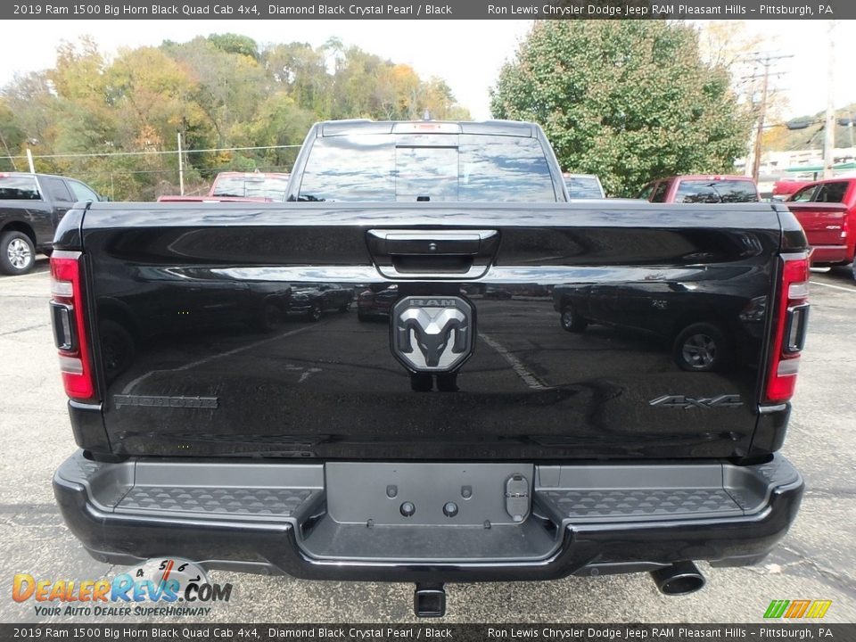 2019 Ram 1500 Big Horn Black Quad Cab 4x4 Diamond Black Crystal Pearl / Black Photo #4