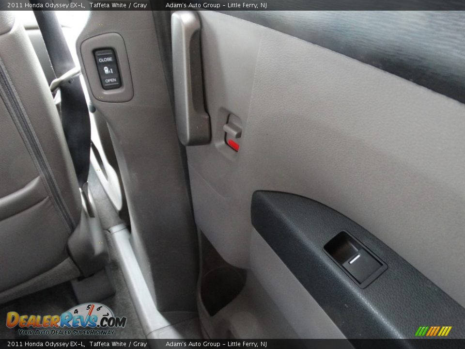 2011 Honda Odyssey EX-L Taffeta White / Gray Photo #25
