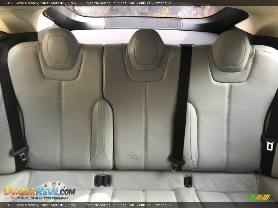 Rear Seat of 2013 Tesla Model S  Photo #6