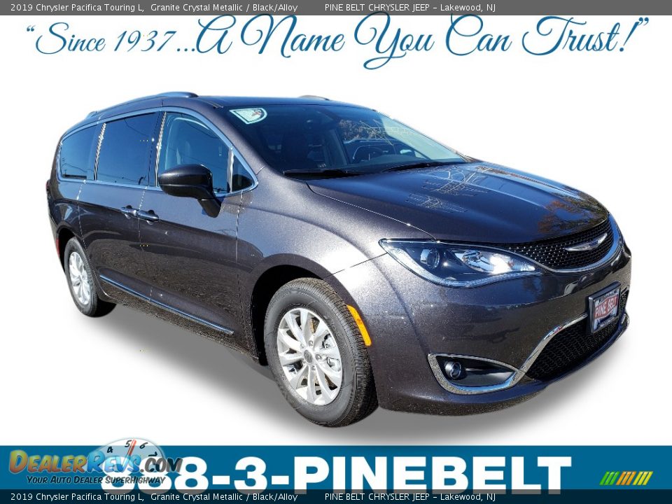 2019 Chrysler Pacifica Touring L Granite Crystal Metallic / Black/Alloy Photo #1