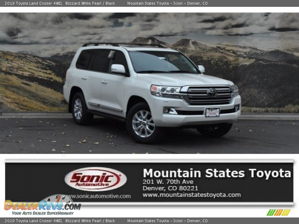 2019 Toyota Land Cruiser 4WD Blizzard White Pearl / Black Photo #1