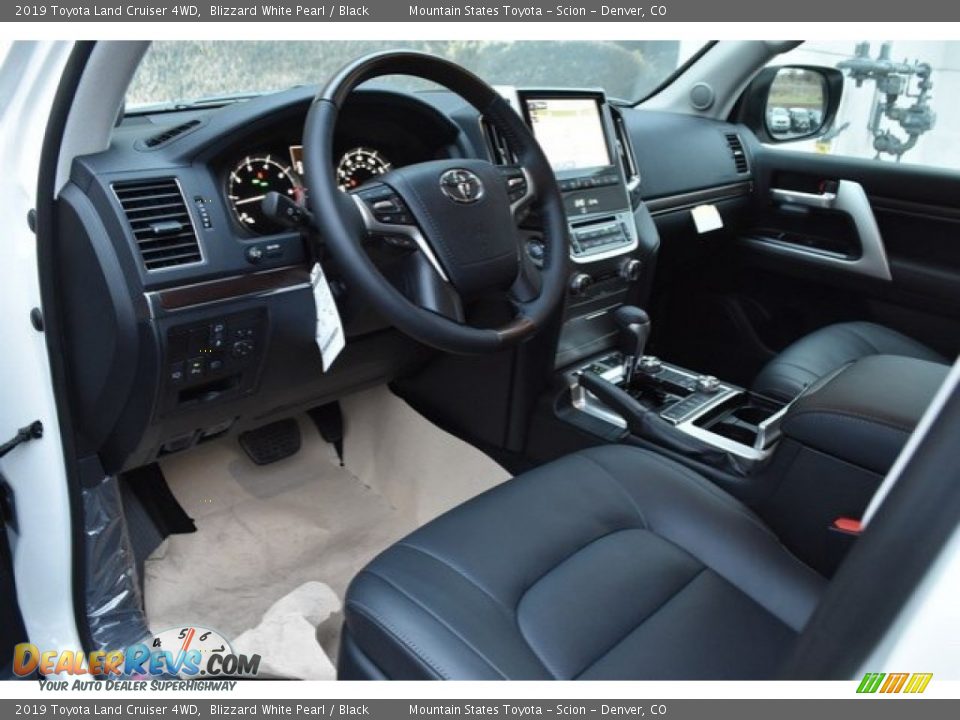 Front Seat of 2019 Toyota Land Cruiser 4WD Photo #5