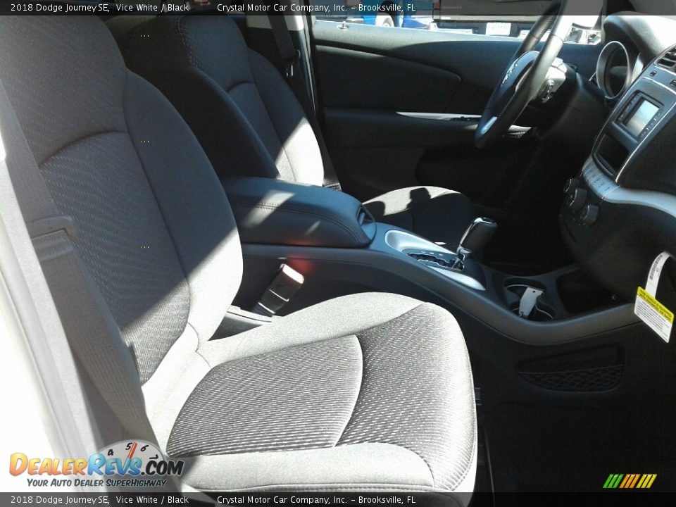 2018 Dodge Journey SE Vice White / Black Photo #12