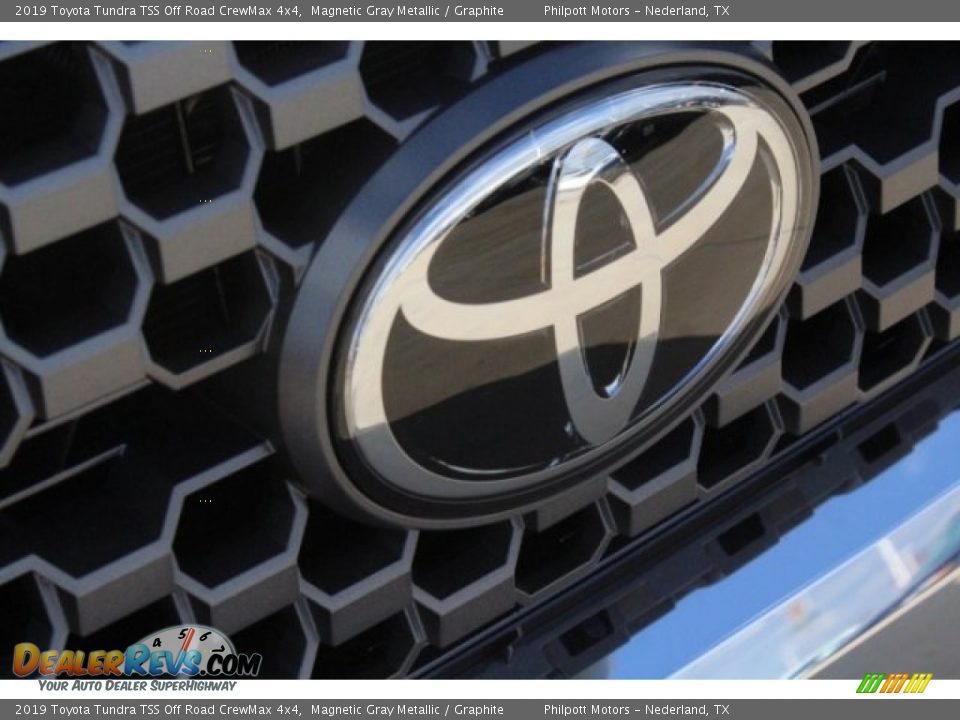 2019 Toyota Tundra TSS Off Road CrewMax 4x4 Magnetic Gray Metallic / Graphite Photo #11