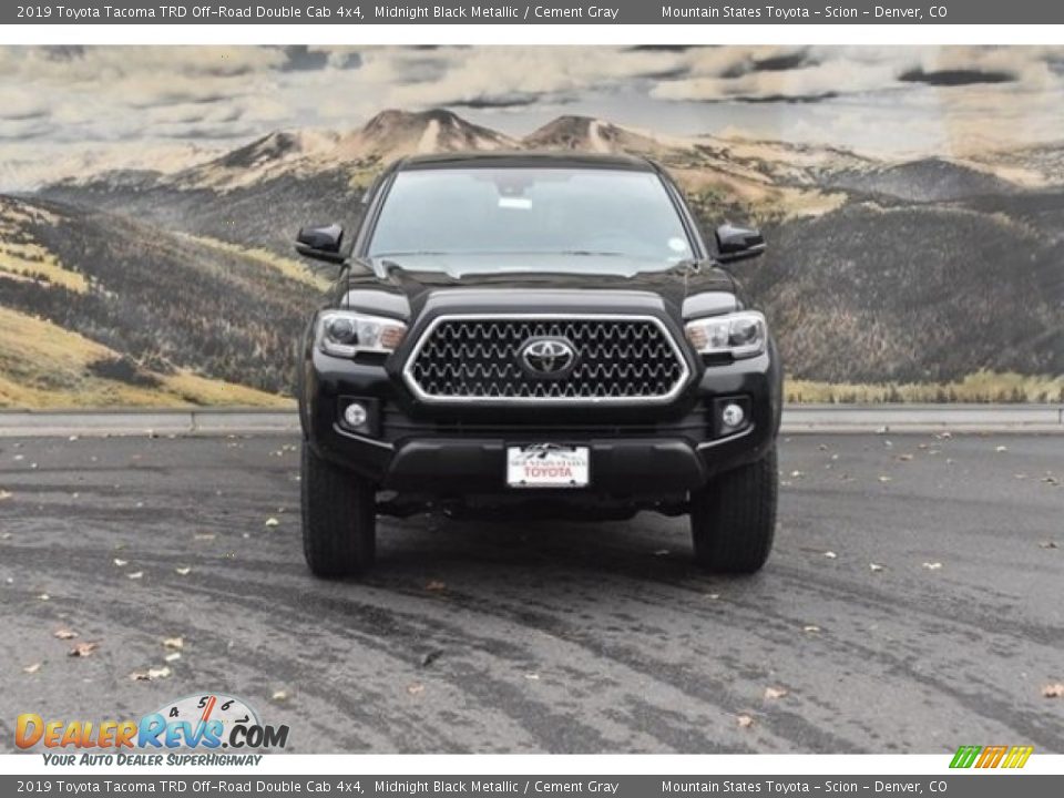 2019 Toyota Tacoma TRD Off-Road Double Cab 4x4 Midnight Black Metallic / Cement Gray Photo #2