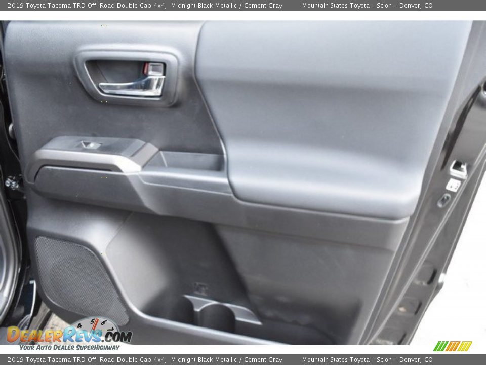 2019 Toyota Tacoma TRD Off-Road Double Cab 4x4 Midnight Black Metallic / Cement Gray Photo #23
