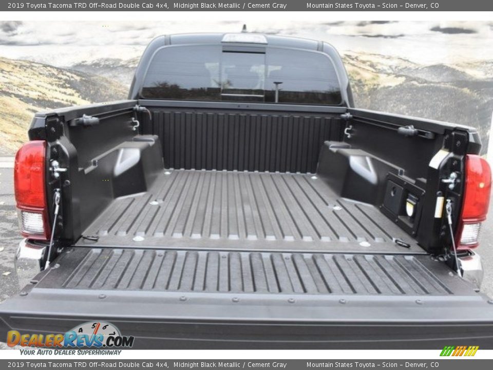 2019 Toyota Tacoma TRD Off-Road Double Cab 4x4 Midnight Black Metallic / Cement Gray Photo #30