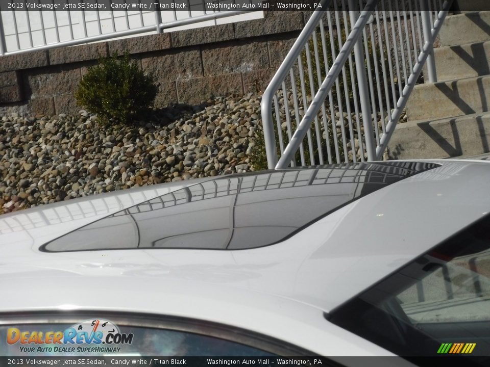 2013 Volkswagen Jetta SE Sedan Candy White / Titan Black Photo #3
