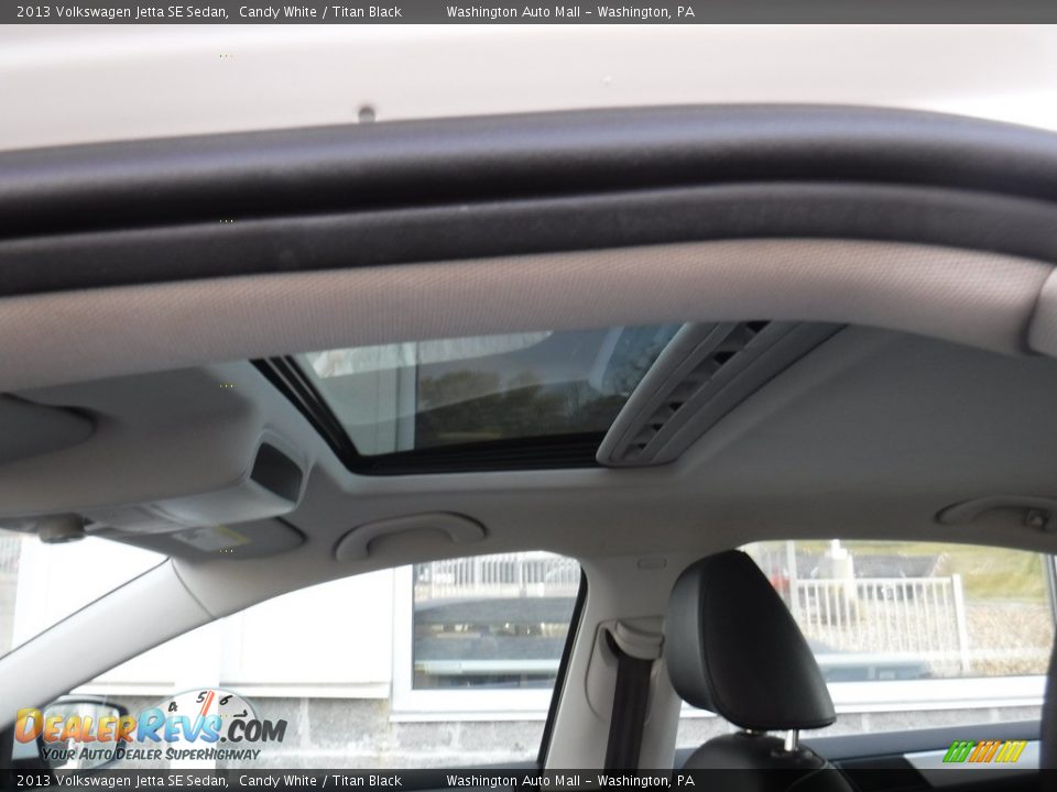 2013 Volkswagen Jetta SE Sedan Candy White / Titan Black Photo #8