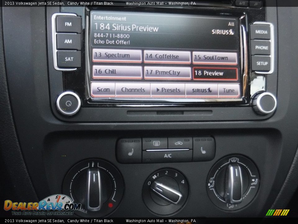2013 Volkswagen Jetta SE Sedan Candy White / Titan Black Photo #13
