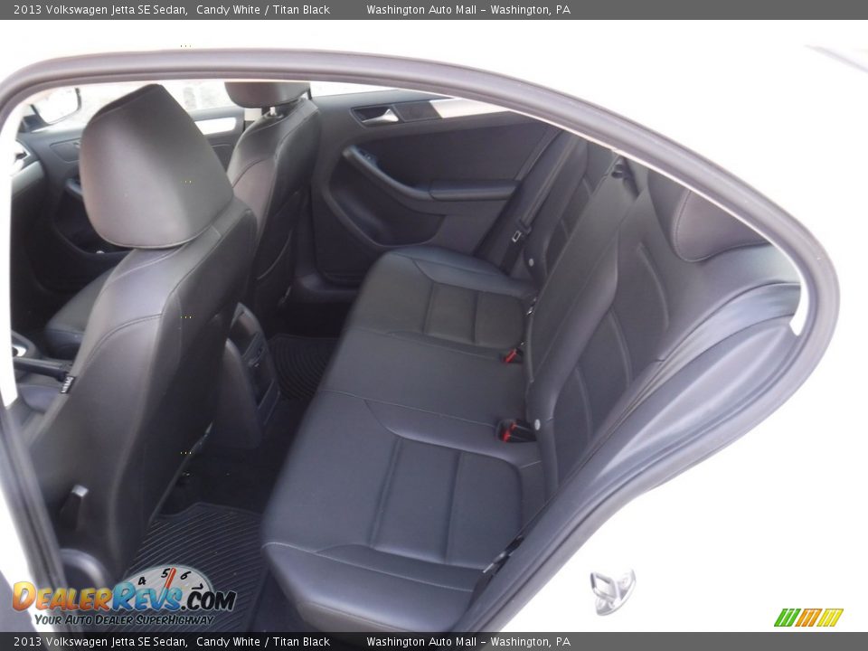 2013 Volkswagen Jetta SE Sedan Candy White / Titan Black Photo #17