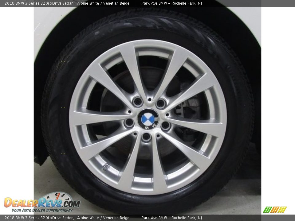 2018 BMW 3 Series 320i xDrive Sedan Alpine White / Venetian Beige Photo #28