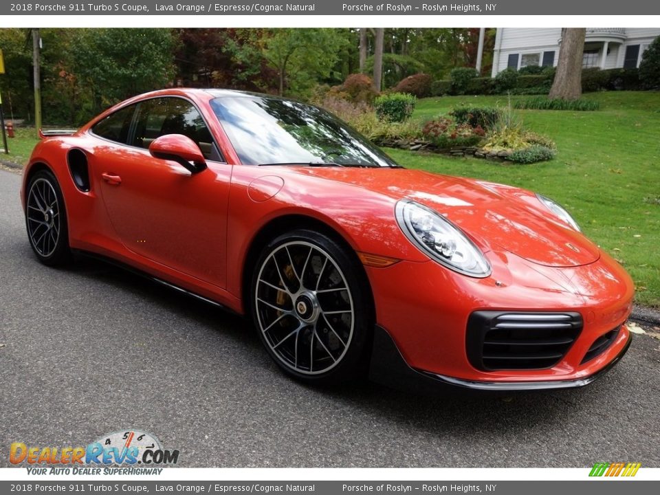 Front 3/4 View of 2018 Porsche 911 Turbo S Coupe Photo #1