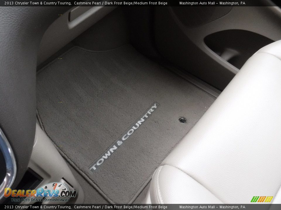 2013 Chrysler Town & Country Touring Cashmere Pearl / Dark Frost Beige/Medium Frost Beige Photo #22