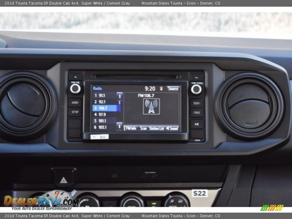 2019 Toyota Tacoma SR Double Cab 4x4 Super White / Cement Gray Photo #10