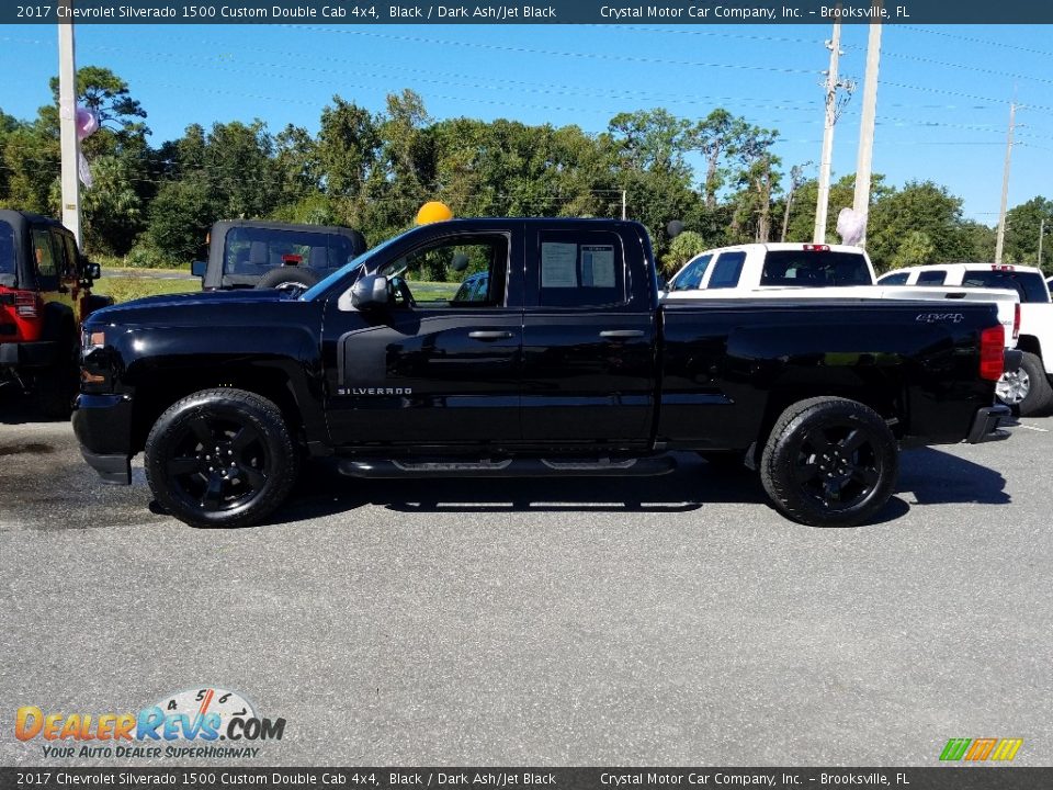 2017 Chevrolet Silverado 1500 Custom Double Cab 4x4 Black / Dark Ash/Jet Black Photo #2
