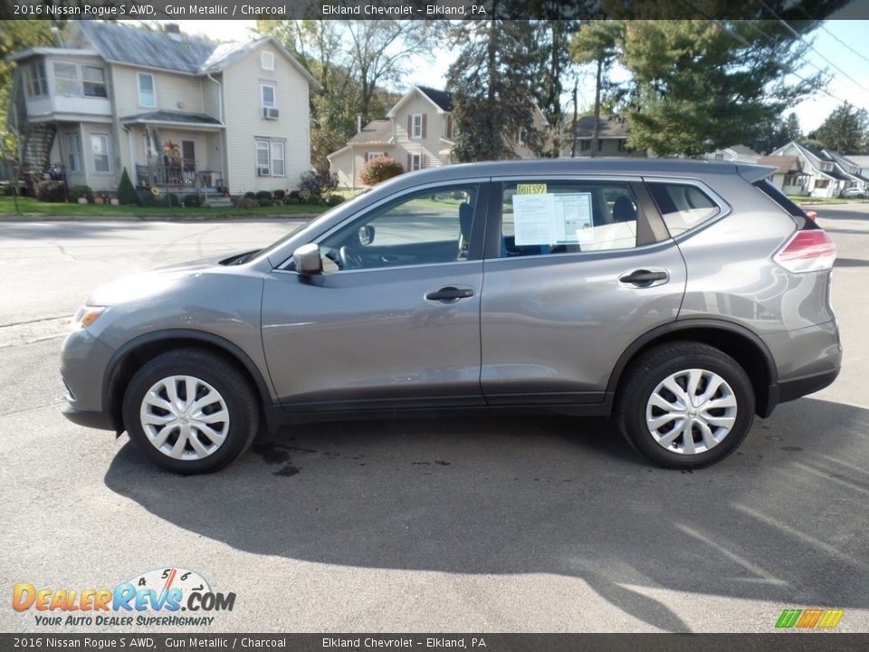 2016 Nissan Rogue S AWD Gun Metallic / Charcoal Photo #5