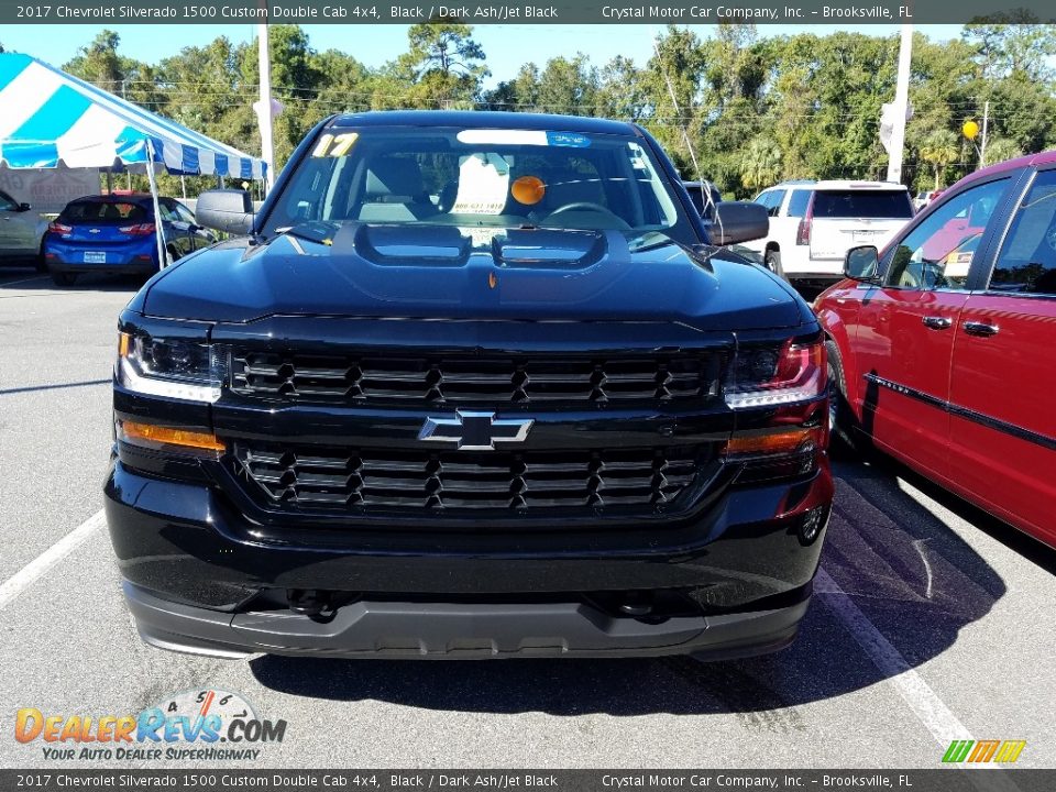 2017 Chevrolet Silverado 1500 Custom Double Cab 4x4 Black / Dark Ash/Jet Black Photo #8
