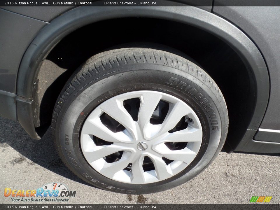 2016 Nissan Rogue S AWD Gun Metallic / Charcoal Photo #11