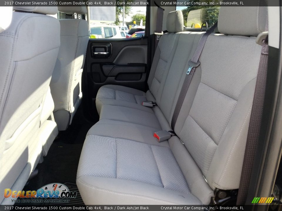 2017 Chevrolet Silverado 1500 Custom Double Cab 4x4 Black / Dark Ash/Jet Black Photo #10