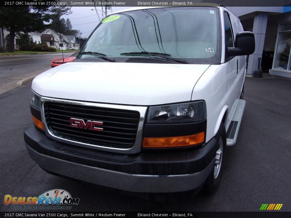 2017 GMC Savana Van 2500 Cargo Summit White / Medium Pewter Photo #2