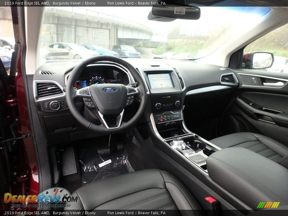 Ebony Interior - 2019 Ford Edge SEL AWD Photo #13