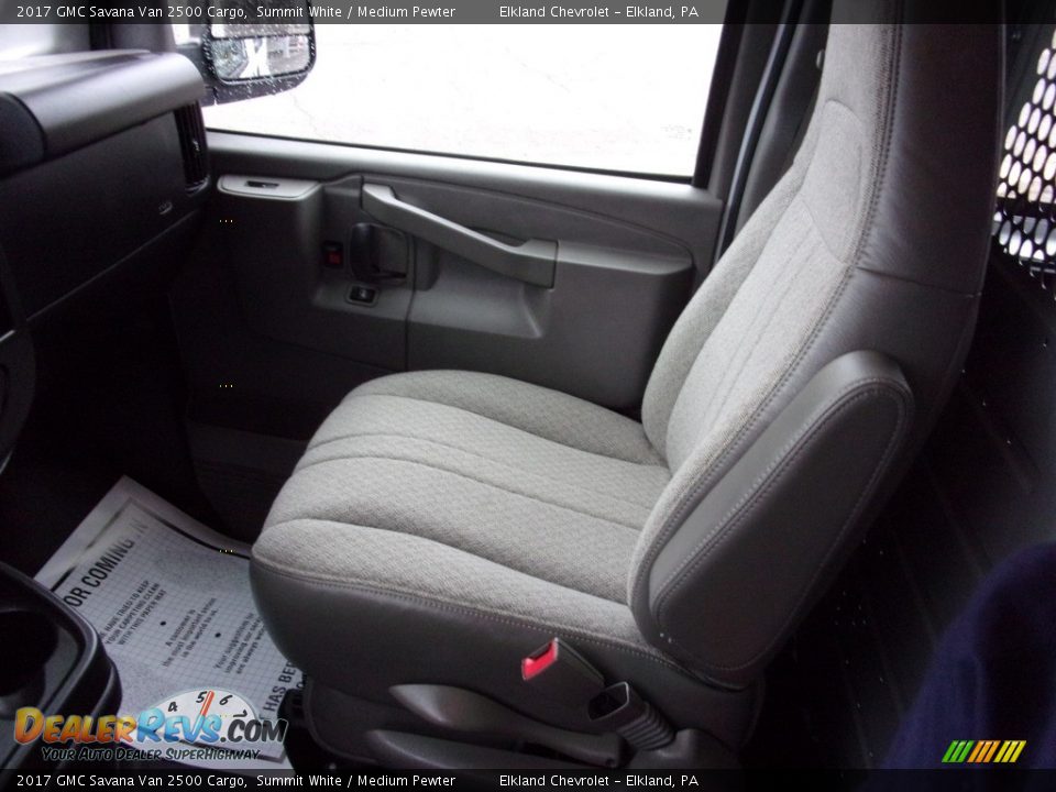 2017 GMC Savana Van 2500 Cargo Summit White / Medium Pewter Photo #19