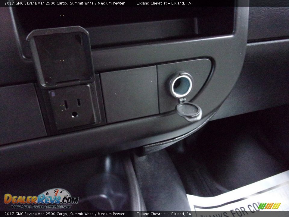 2017 GMC Savana Van 2500 Cargo Summit White / Medium Pewter Photo #24