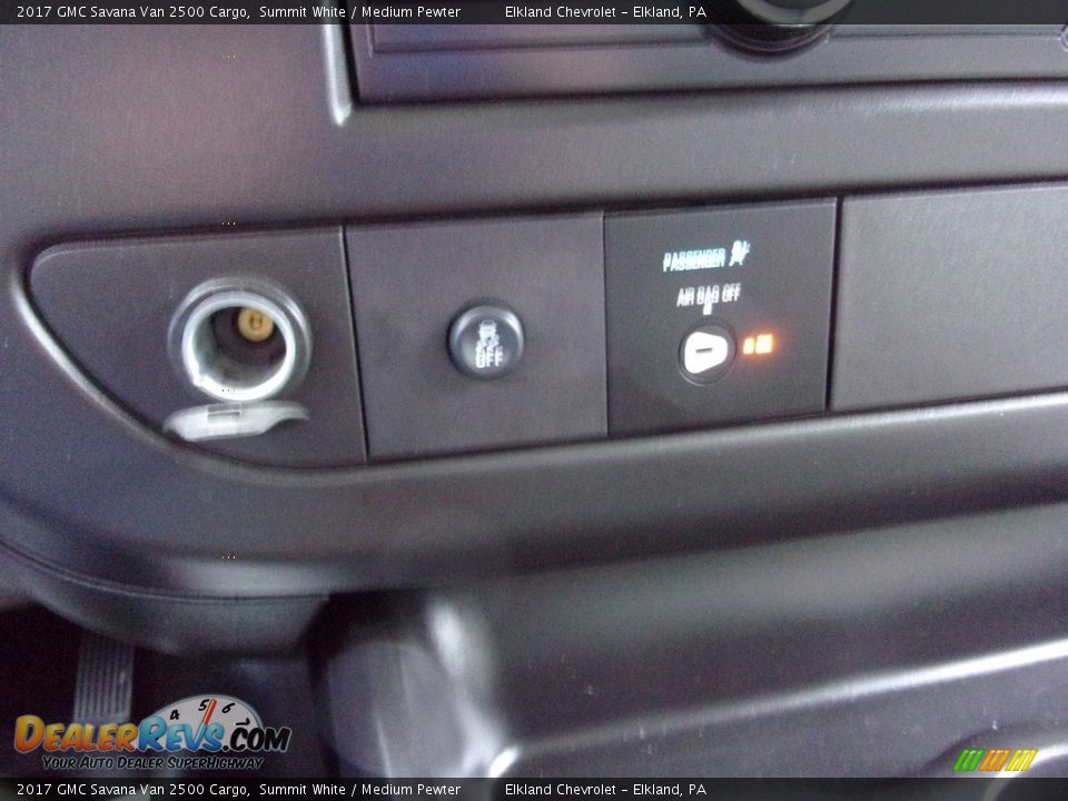 2017 GMC Savana Van 2500 Cargo Summit White / Medium Pewter Photo #25