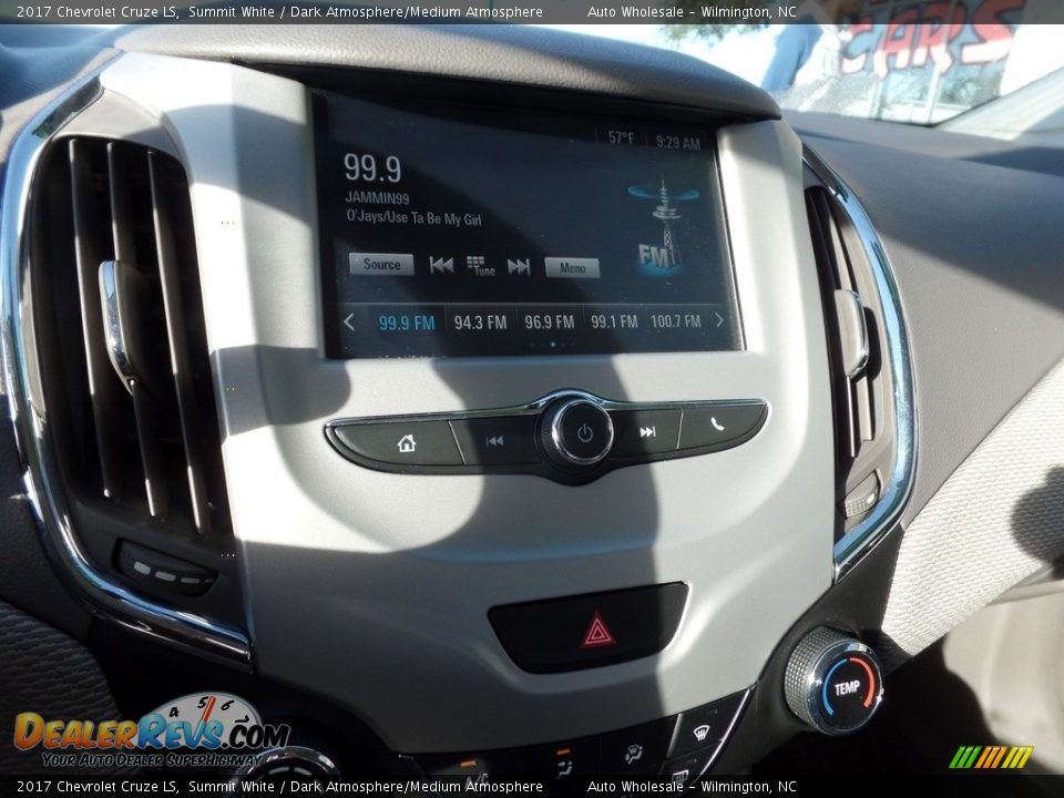 2017 Chevrolet Cruze LS Summit White / Dark Atmosphere/Medium Atmosphere Photo #17