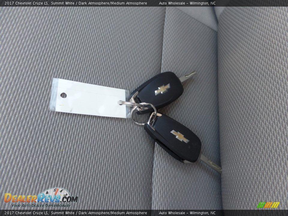 2017 Chevrolet Cruze LS Summit White / Dark Atmosphere/Medium Atmosphere Photo #20