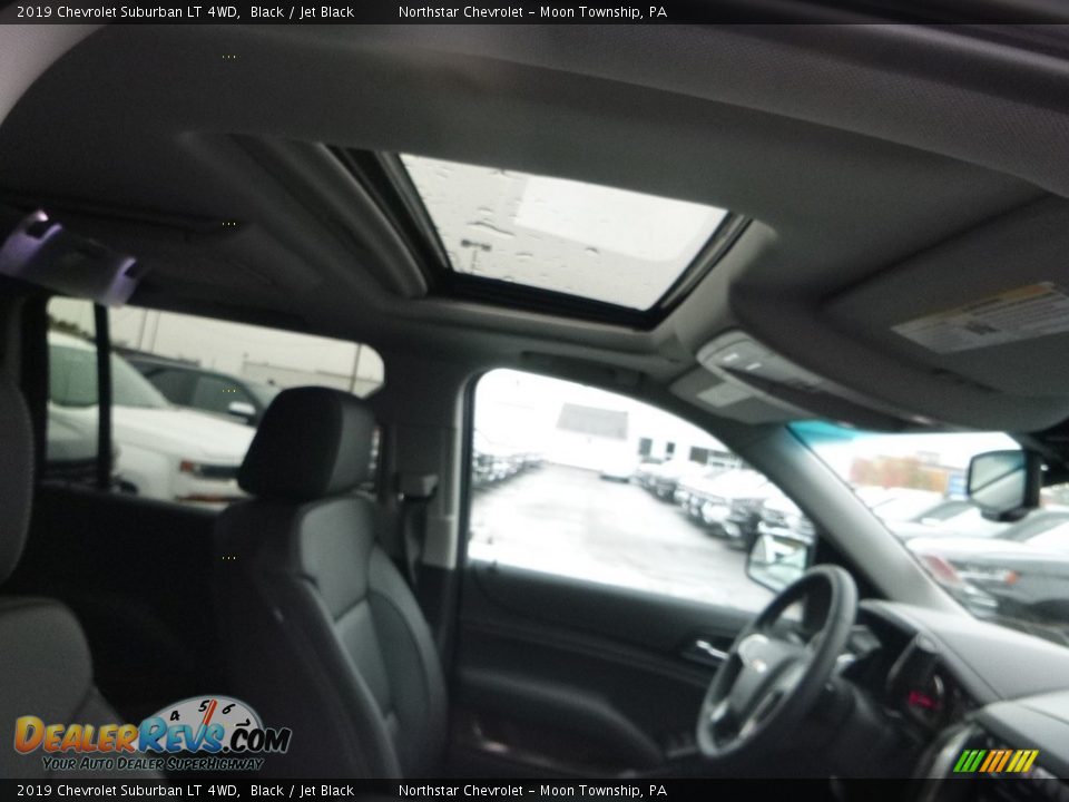 2019 Chevrolet Suburban LT 4WD Black / Jet Black Photo #11